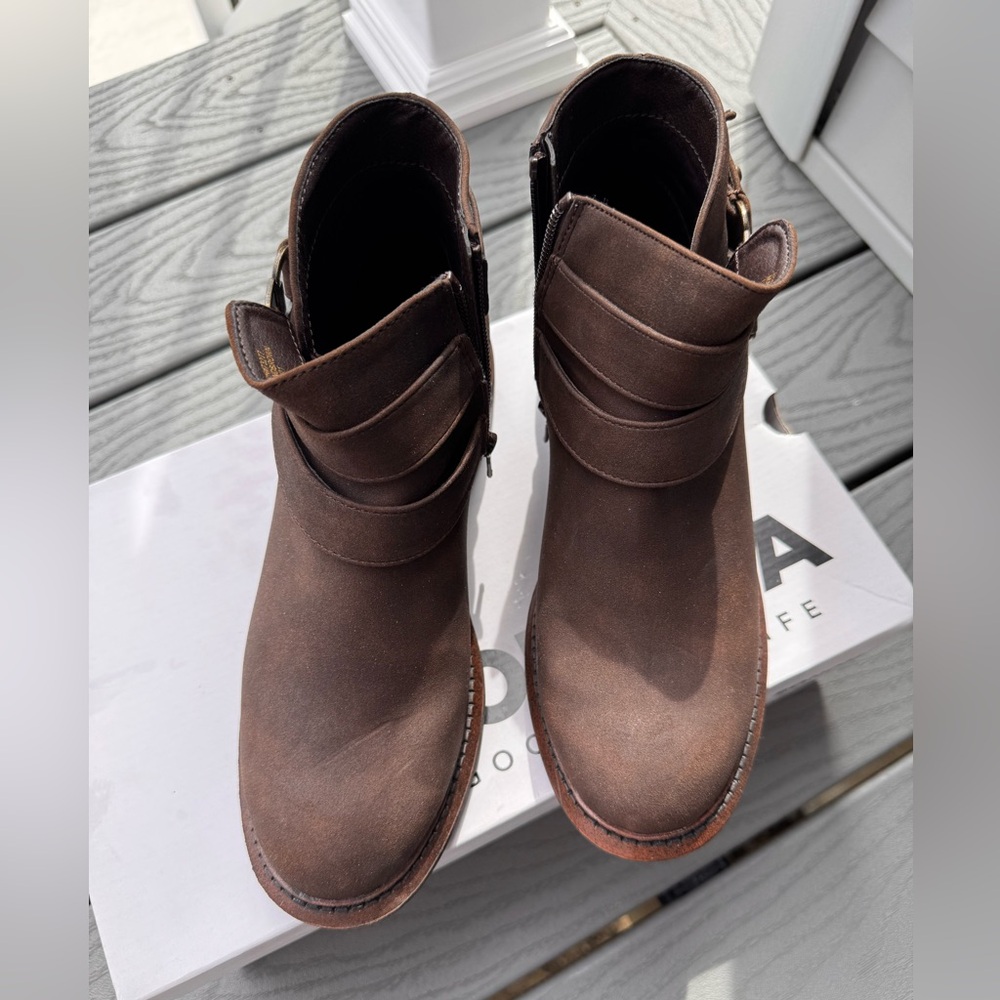 Women’s Brown Ankle Boots - 7 1/2